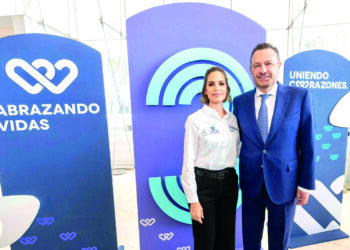 Exhorta Kuri a unir a familias queretanas