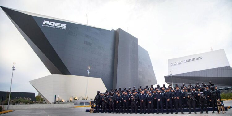 Cuenta POES con 100 policías capacitados internacionalmente
