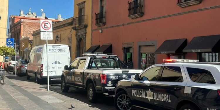 Muere bebé tras parto fortuito en el Centro Histórico