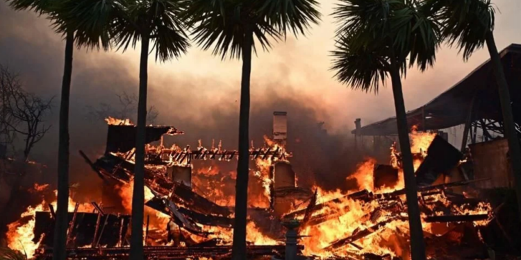 Instruye Claudia Sheinbaum a Canciller apoyar a California por incendios 