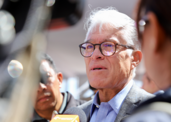 Confirma Sheinbaum la llegada de Amazon