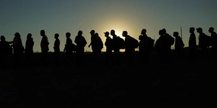 Suman casi 5 millones de paisanos deportables