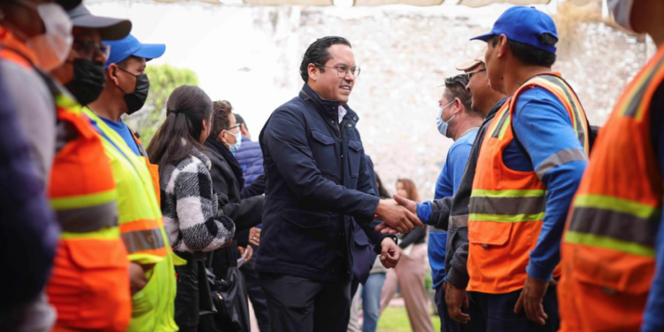 Corregidora es líder  nacional en servicios