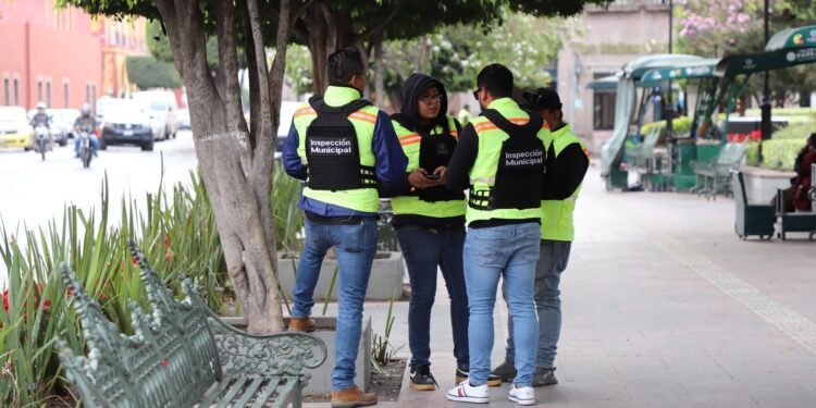 Inspectores municipales montan operativo contra ambulantaje, tras periodo de gracia vencido