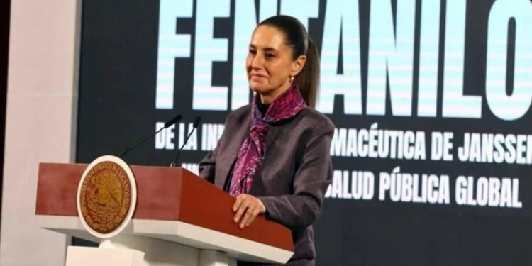 Invita Felifer Macías a la megaconsulta