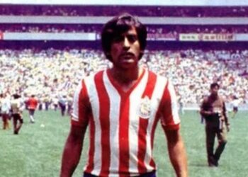 Pierde Carlos Vela su casa en Malibú por incendios