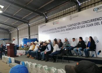 Entrega Mauricio Kuri apoyos al sector agropecuario
