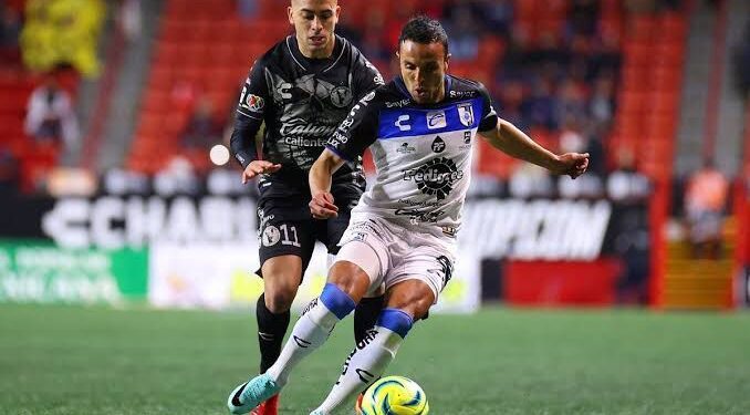 Visita Gallos a Tijuana en estadio Caliente