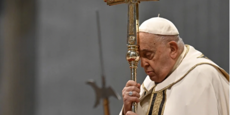 Papa Francisco pasa una noche tranquila en el Gemelli