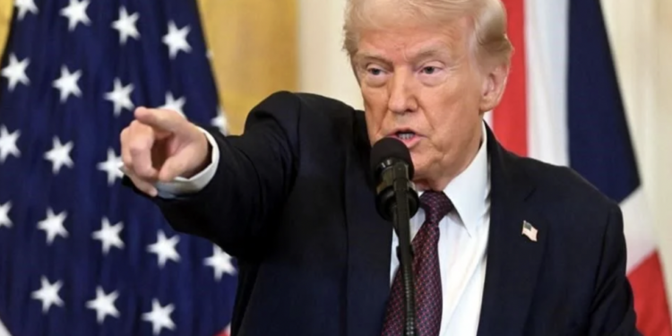 Recomendaría Trump investigar a políticos mexicanos