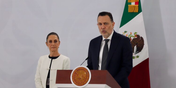 Tienen un gran gobernador dice Sheinbaum en Querétaro; Kuri la felicita por el éxito diplomático