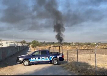 Sofocan incendio en toma clandestina de Pemex en Corregidora