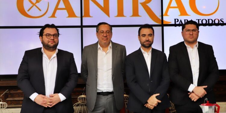 Proponen nueva planilla para CANIRAC tras destitución de Rosalinda Hernández