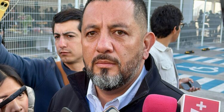 ST sigue dialogando con trabajadores en huelga de Cadereyta