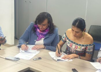 Conjuran huelga del STEUAQ con 4.3% al salario