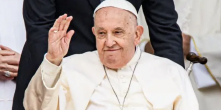 El Papa aprueba desde el hospital un calendario hasta 2028 para consolidar pasado Sínodo