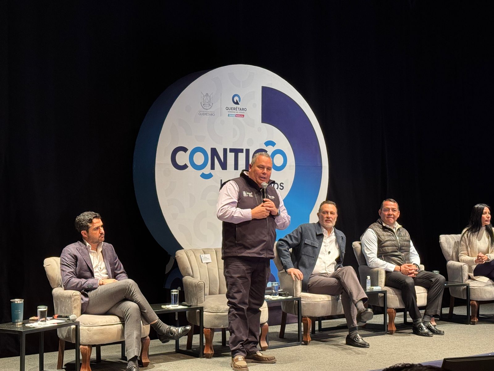 Anuncia AMEQ segunda etapa de AeroQroBus