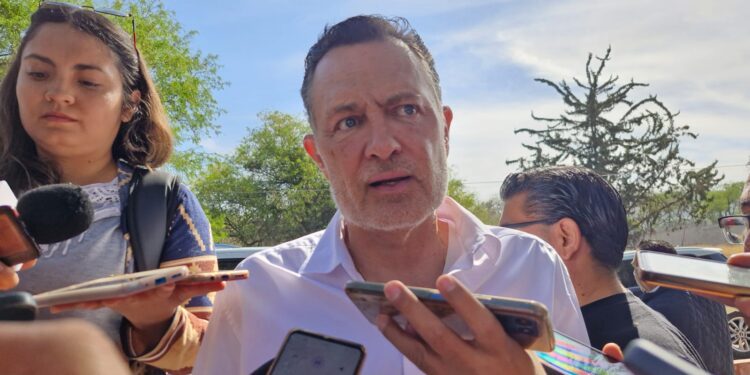 Operativos en gasolineras fueron por huachicol, señala Kuri