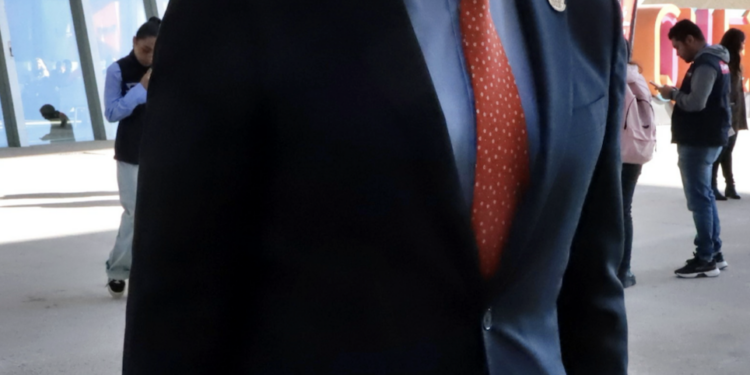 Se reúne Felifer con líderes de comercio