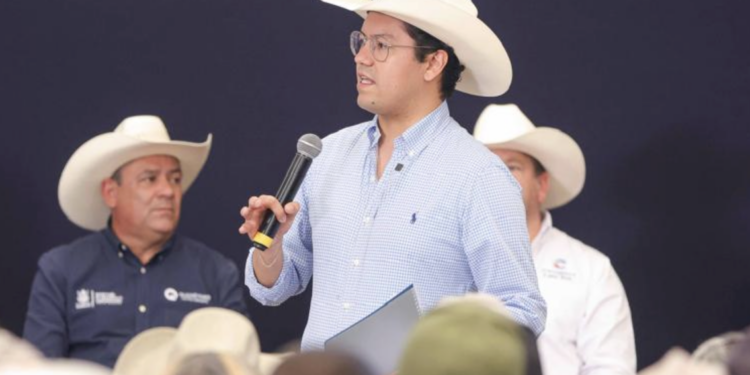 Defiende Chepe Guerrero a Sosa tras ataques por falta de drenaje