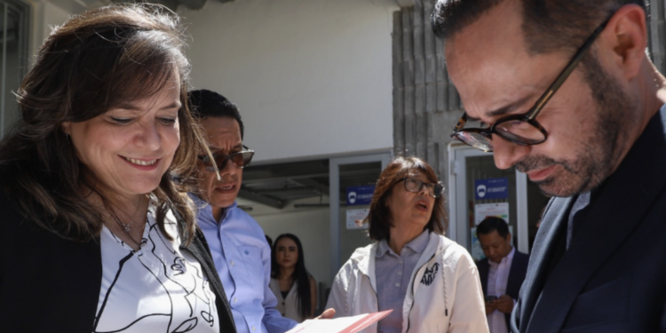 UAQ busca fortalecer su apoyo a población vulnerable