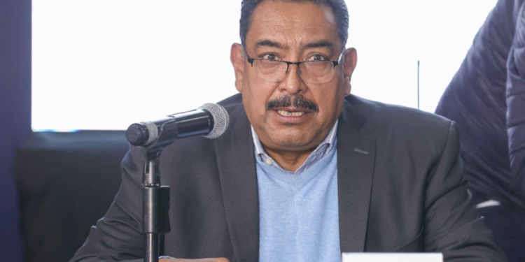Suspensión a polis, anuncia Rangel