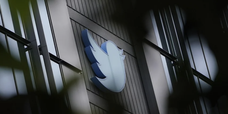 Venden el icónico pájaro de Twitter