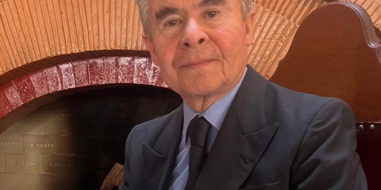 PRI debe asomar  al futuro: Burgos