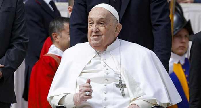 Papa Francisco delega en cardenales ritos de Semana Santa