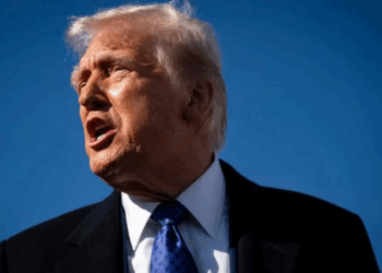 Acusa Trump que fentanilo sigue entrando por México y Canadá