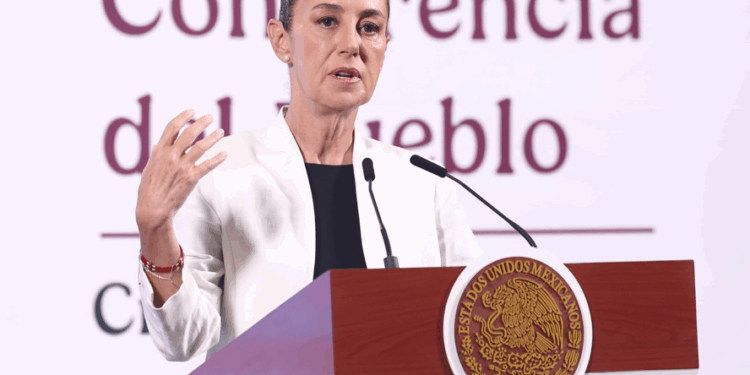 Pide Sheinbaum que FGR revise a narcodefensores 