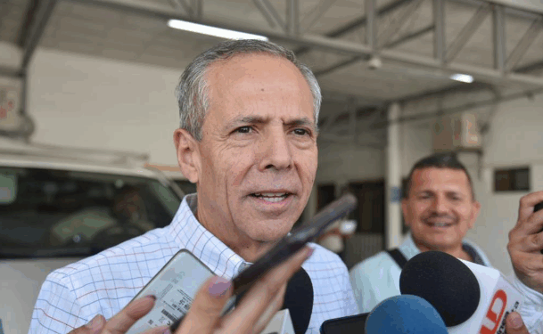 Alcalde Vargas Landeros, de Ahome, podría perder fuero