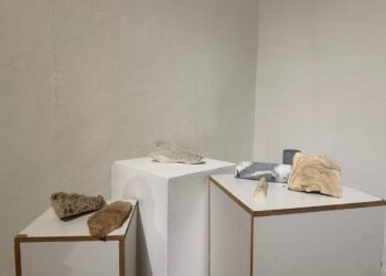 Geofísicas de la UNAM muestran lado artístico en De rocas y tinta