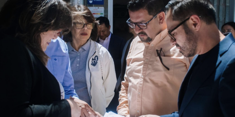 UAQ fortalece alianza entre autoridades para atender comunidades