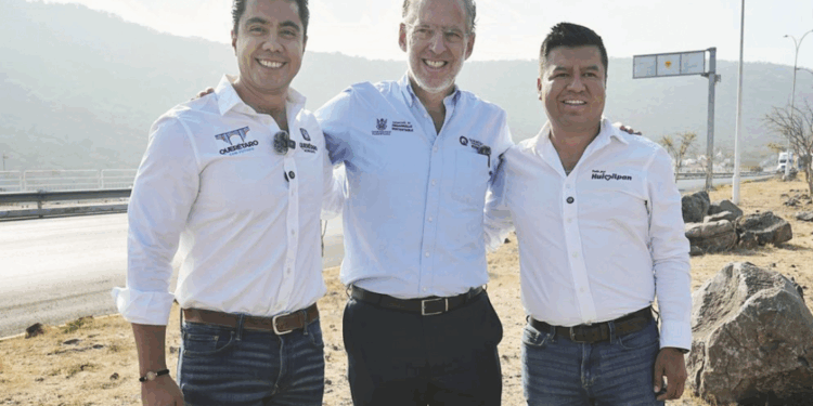 Unidos contra incendios Qro, Huimilpan y SEDESU