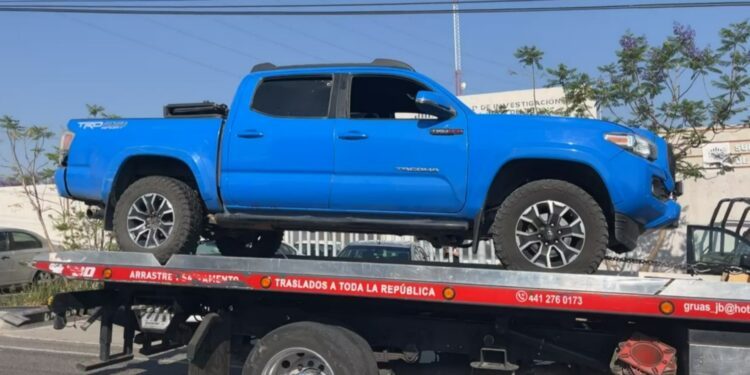 Detienen a mujer tras ataque armado contra policías en la comunidad de Cazadero
