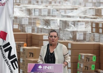 “Son el presente de México”: Sheinbaum