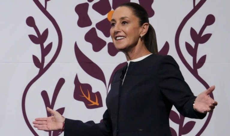 “Son el presente de México”: Sheinbaum