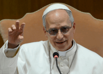 El Papa confirma que adoptó su nombre por el ejemplo de León XIII y su “Rerum novarum”