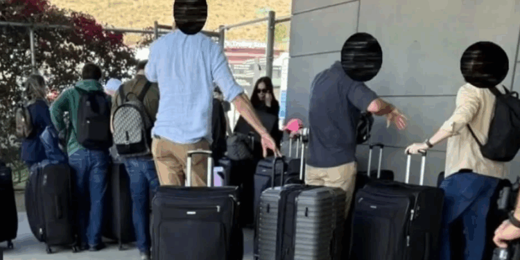 Se entrega la ‘chapiza’ al FBI en California