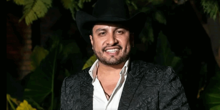 Cancelan visa a Julión Álvarez; pospone concierto en EU