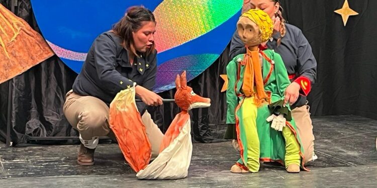 Convocan a difundir artes escénicas