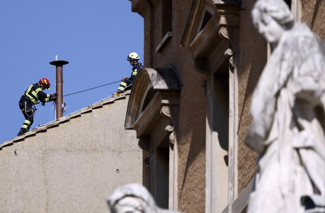 HOY INICIARÁ EL CÓNCLAVE