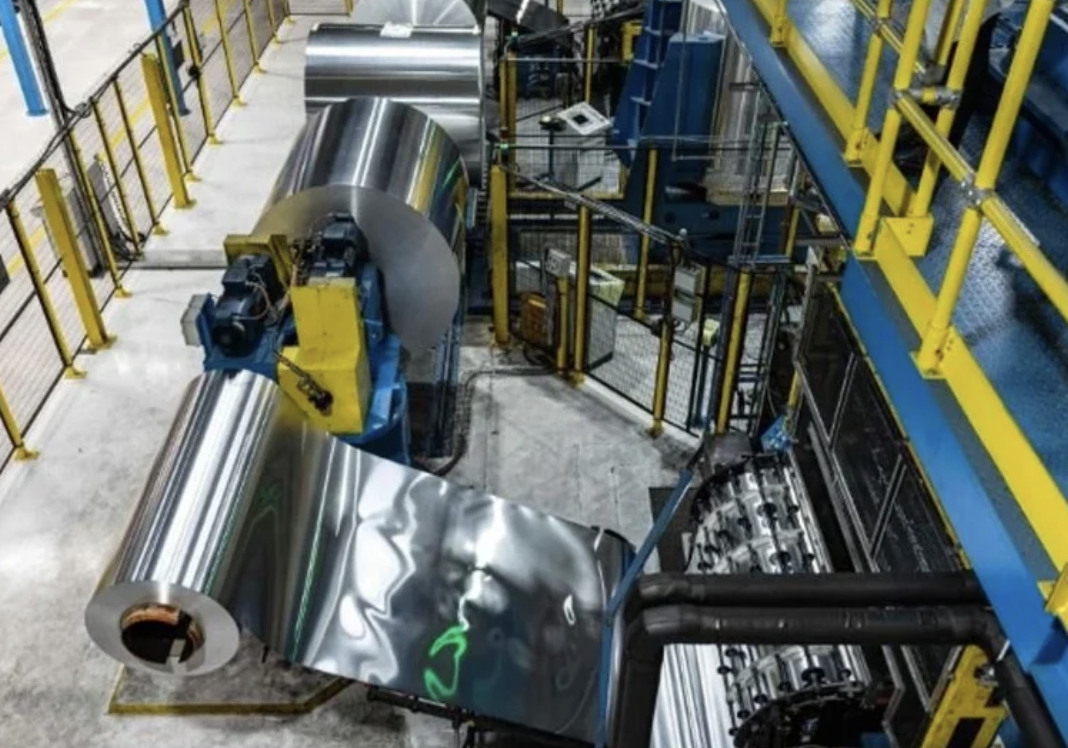 Pegaría a maquila reducir la jornada