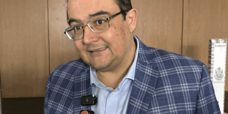 Rechaza Memo Vega Ley de Telecomunicaciones; que  es manual de autoritarismo