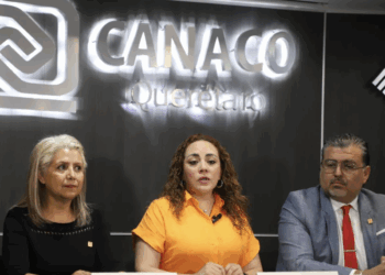 Festeja el 10 de mayo con más de mil 800 madres trabajadoras
