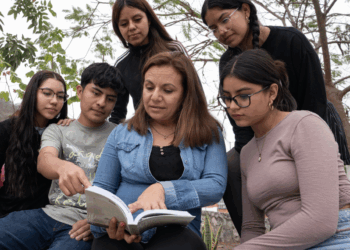 Mantiene UAQ plantilla de de 2 mil 300 docentes