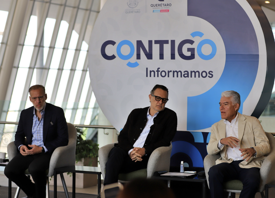 Reconocen a docentes de la Sierra y el Semidesierto queretano  con exposición fotográfica