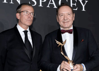 Homenajean a Kevin Spacey en Cannes