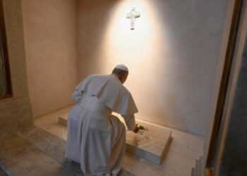 VISITA LEÓN XIV TUMBA DE FRANCISCO